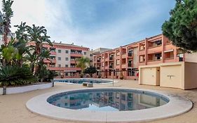 Apartamento 303 junto a la playa piscina y parking